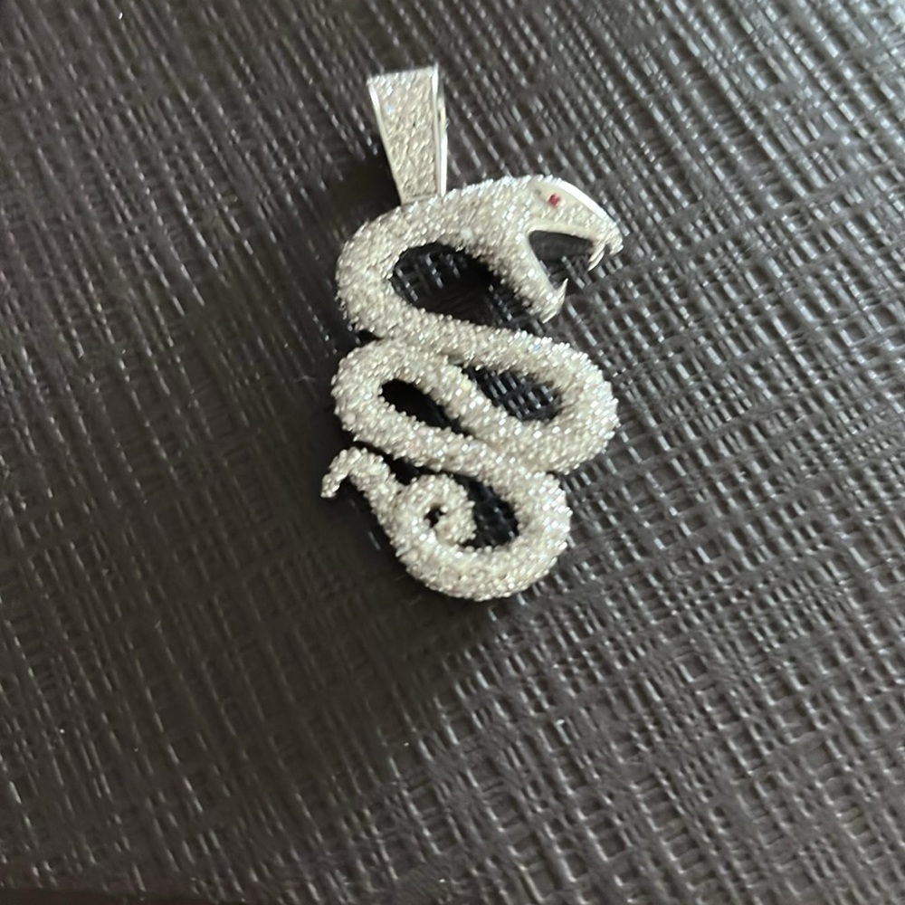 Snake pendant - Picture 3 of 14